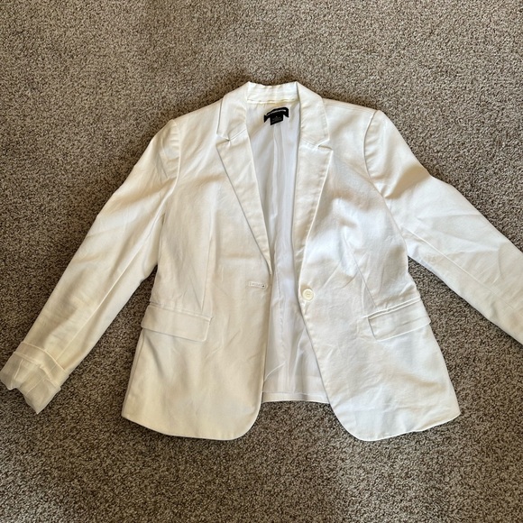 Liz Claiborne Jackets & Blazers - Liz Claiborne Classic White Blazer
